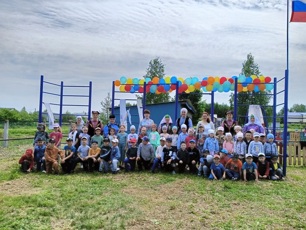 Теләченең беренче номерлы балалар бакчасында -  Сабантуй