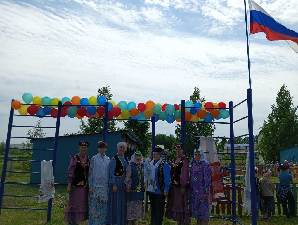 Теләченең беренче номерлы балалар бакчасында -  Сабантуй