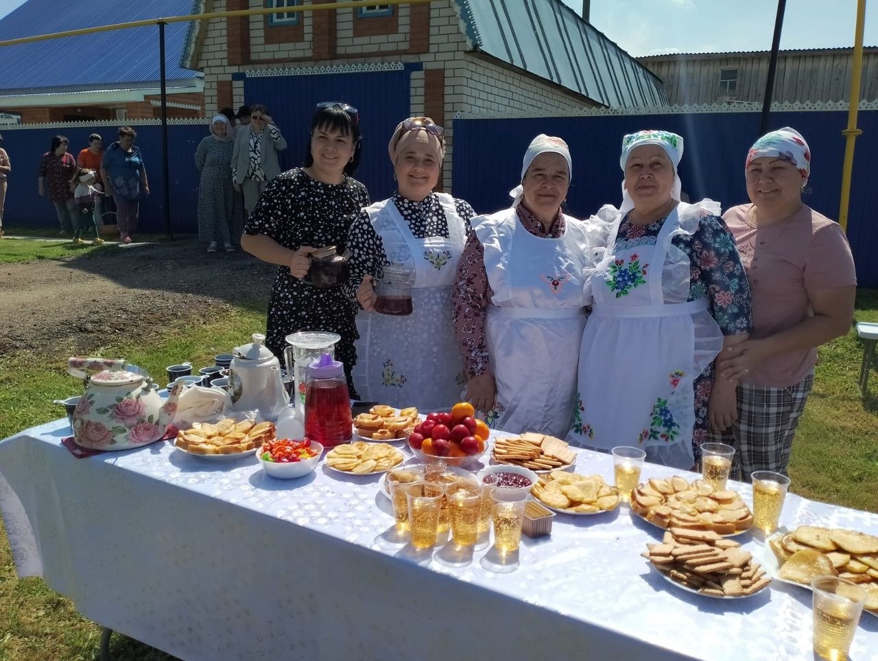 Кече Кибәхуҗа авыл җирлеге яшьләре Сабан туена  бүләк җыйдылар