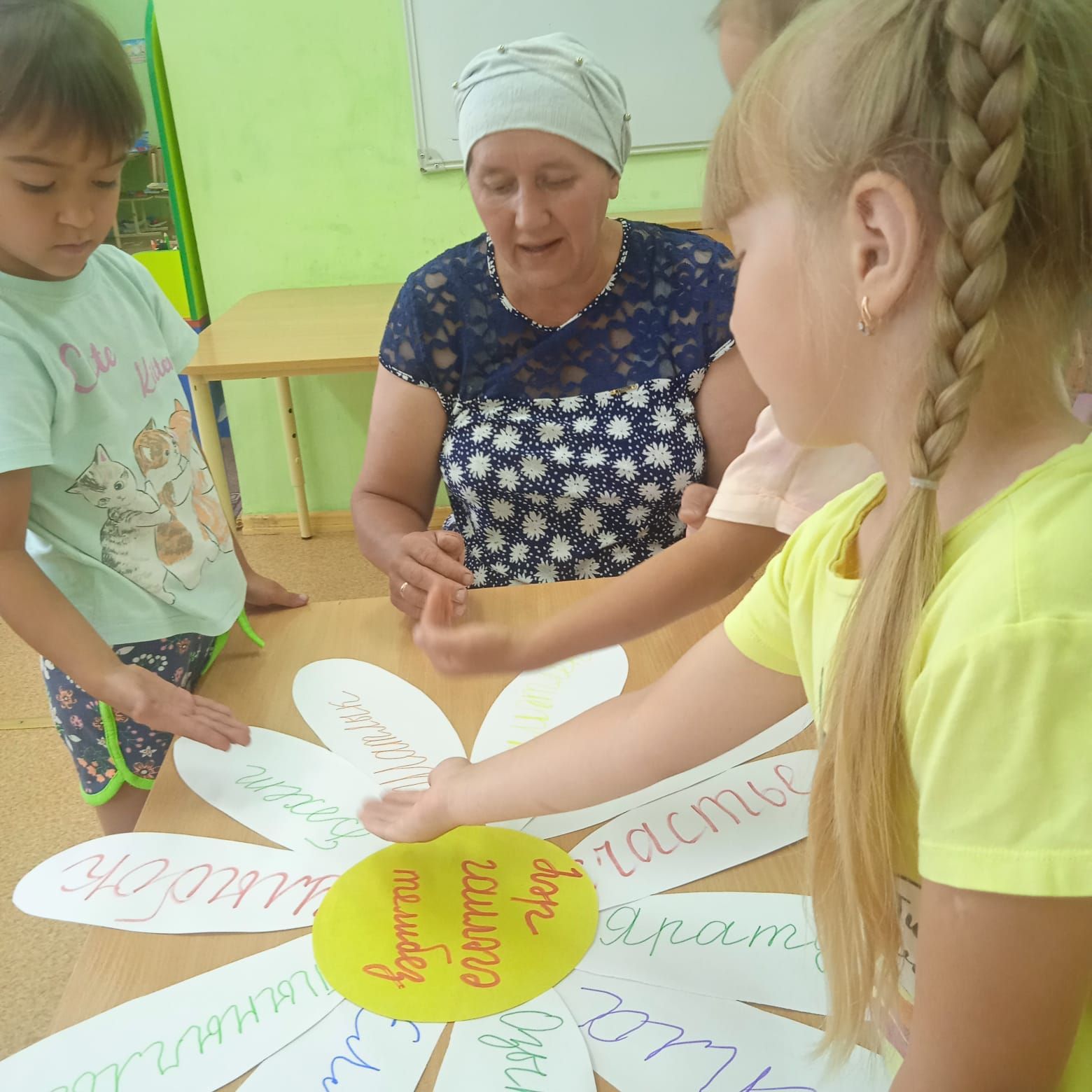 Теләченең өченче номерлы балалар бакчасында Гаилә, мәхәббәт һәм тугрылык көнен билгеләп үттеләр