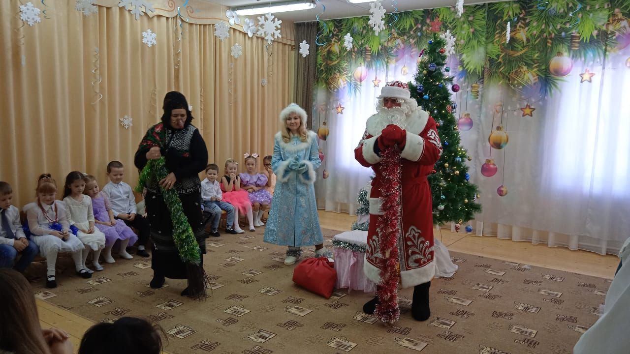 Теләчедә Яңа ел иртәләре башланды
