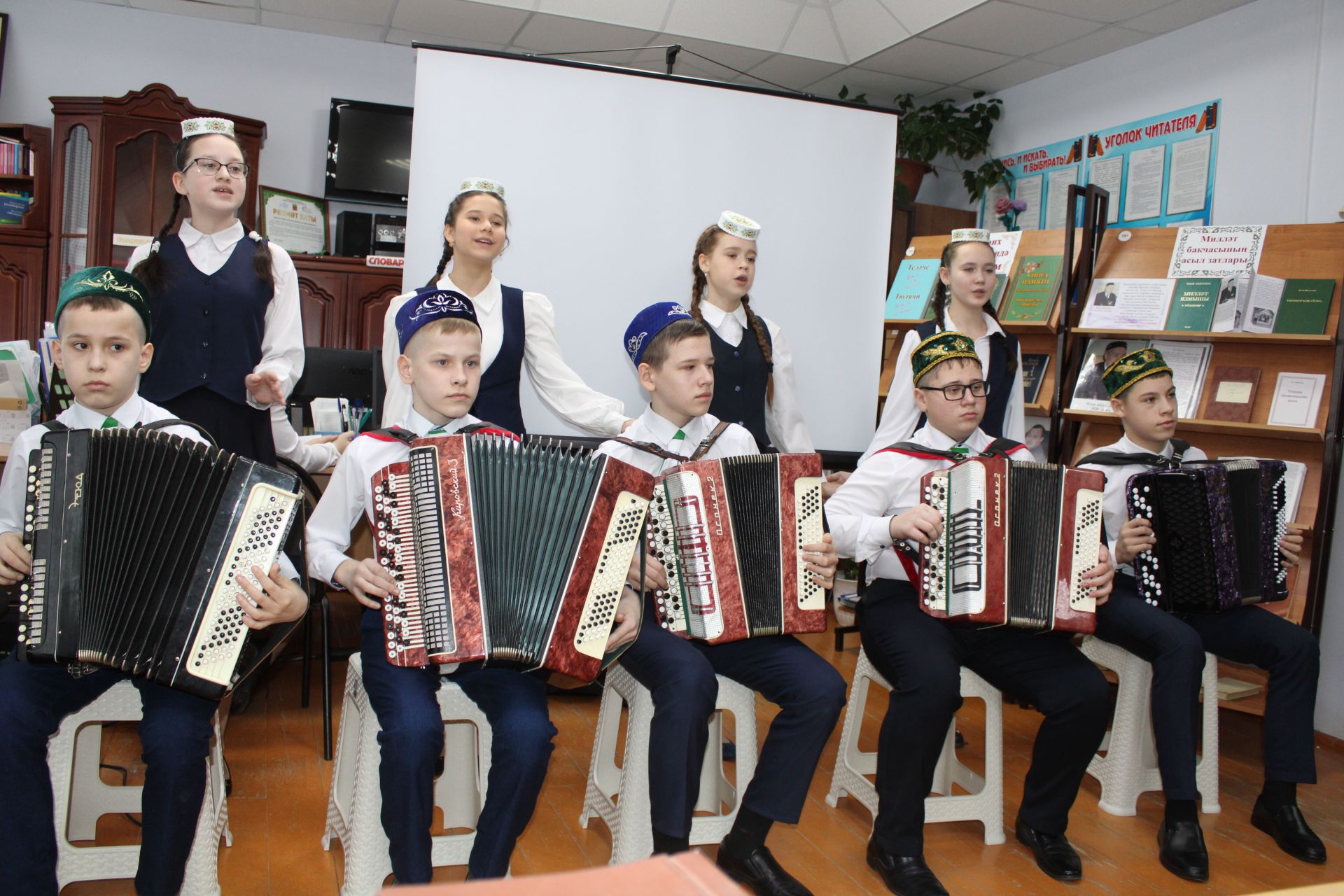 Күренекле шәхесләребезне искә алдык