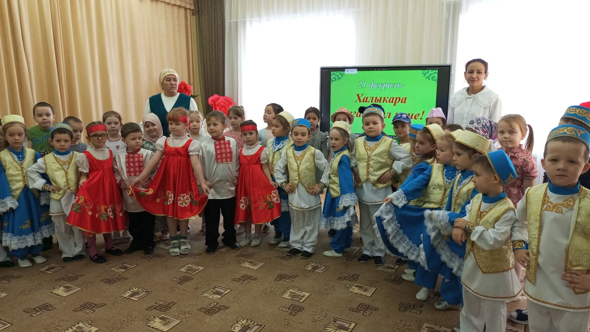 21 февраль -  Халыкара   туган тел көне