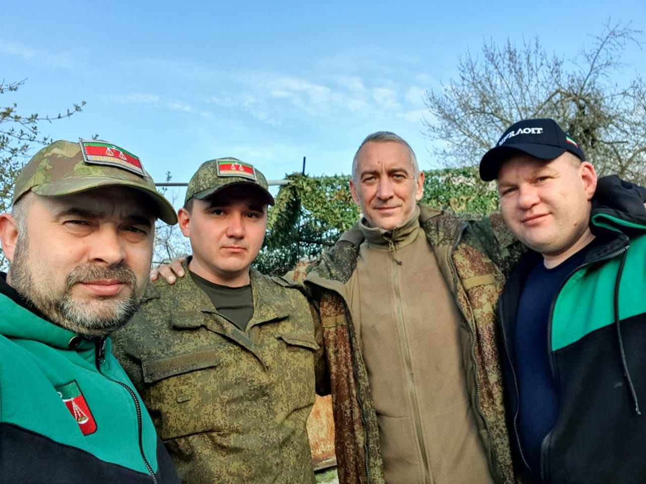 Гуманитар  ярдәм  илтеп  тапшырдылар