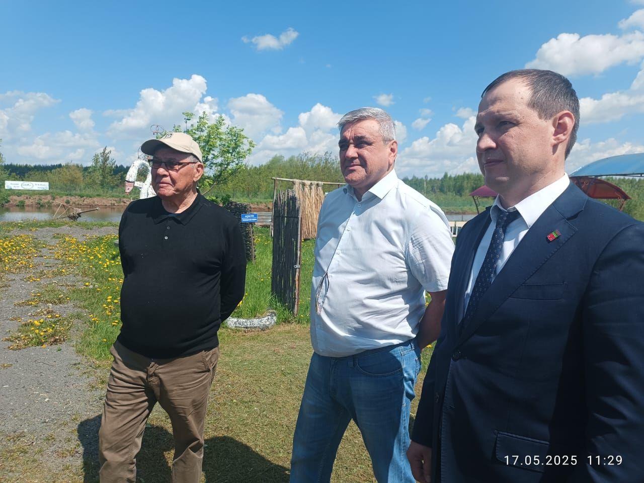 Үзбәкстан  республикасыннан  килгән  кунаклар Теләче  районы  белән таныша