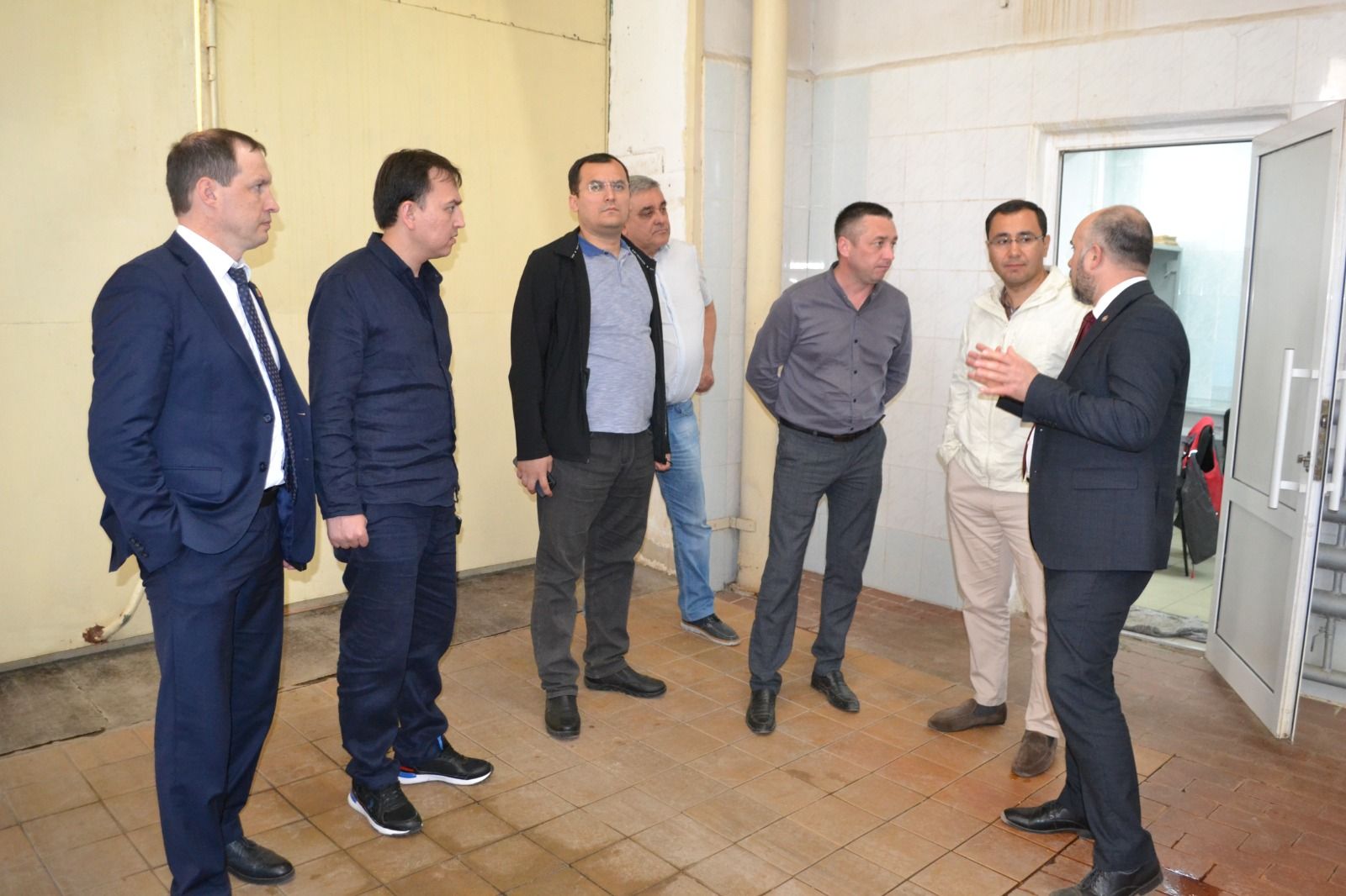 Үзбәкстан  республикасыннан  килгән  кунаклар Теләче  районы  белән таныша