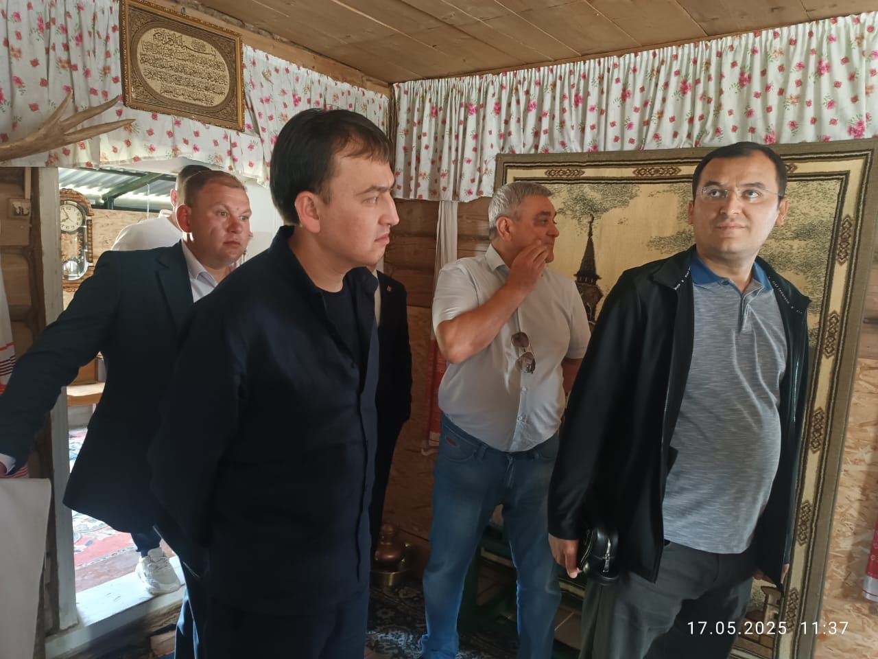 Үзбәкстан  республикасыннан  килгән  кунаклар Теләче  районы  белән таныша