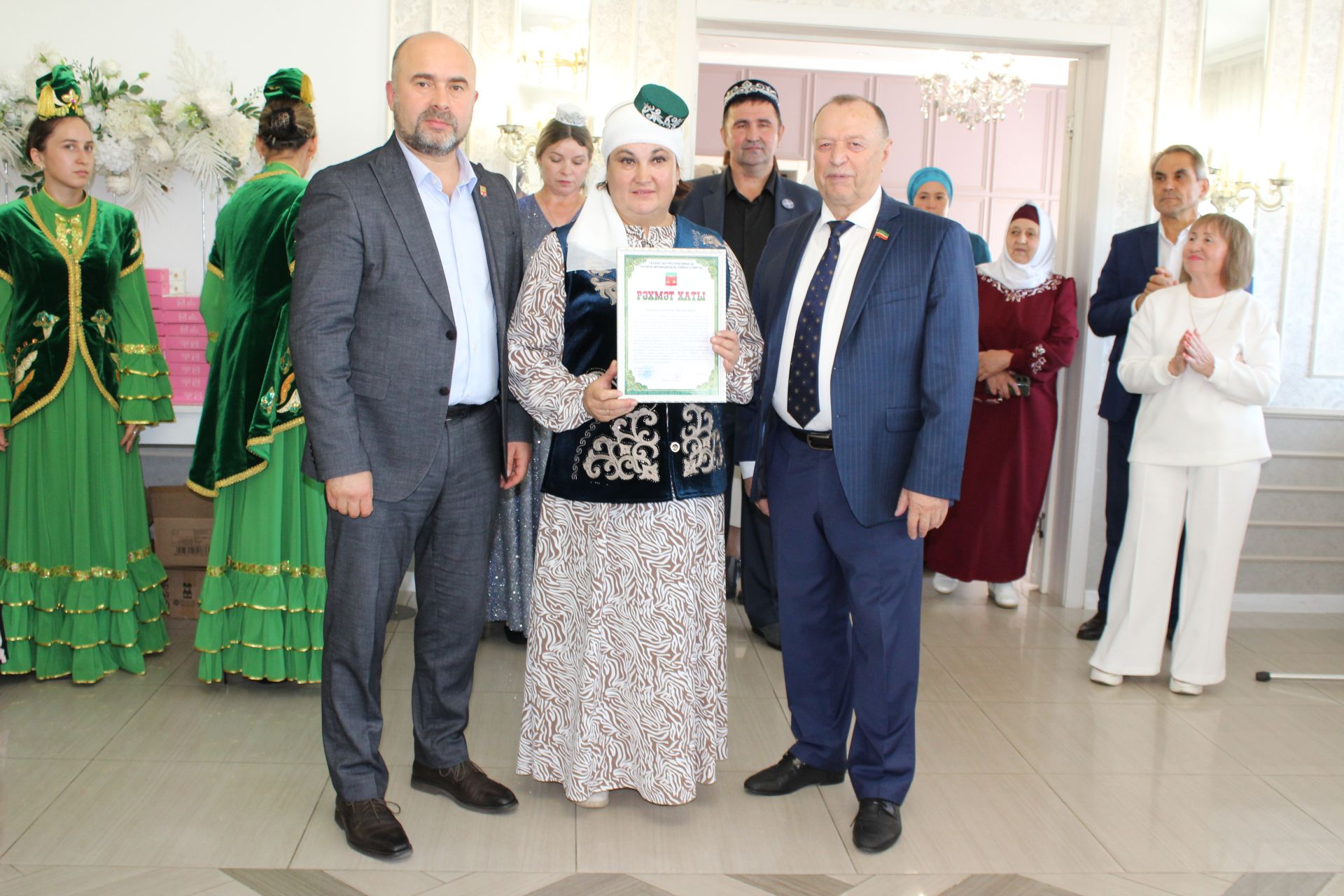 Оста куллы, җитез хуҗабикәләр бәйгесе