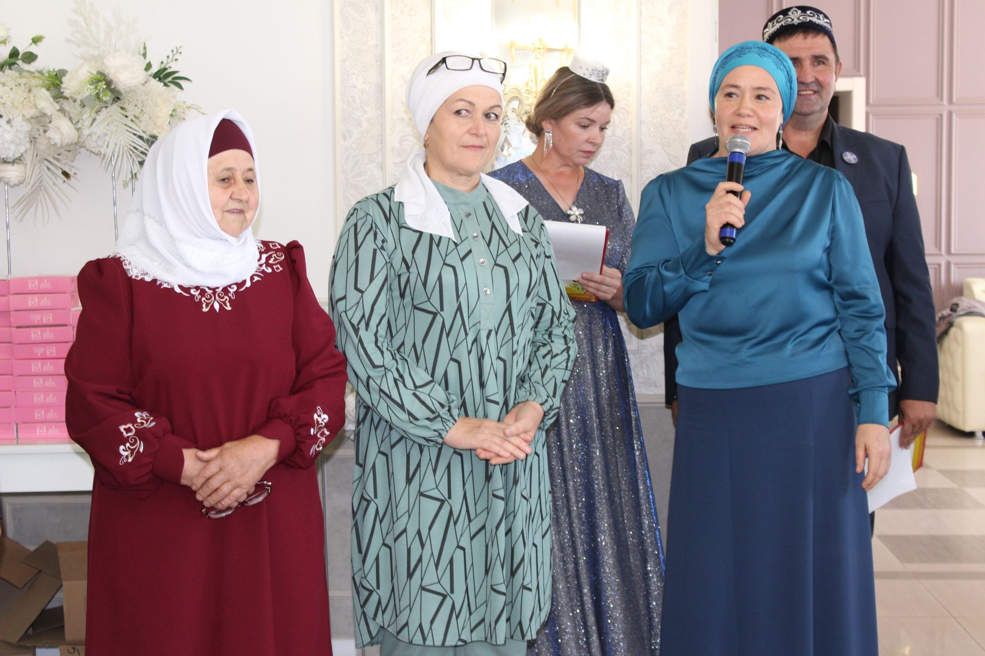 Оста куллы, җитез хуҗабикәләр бәйгесе