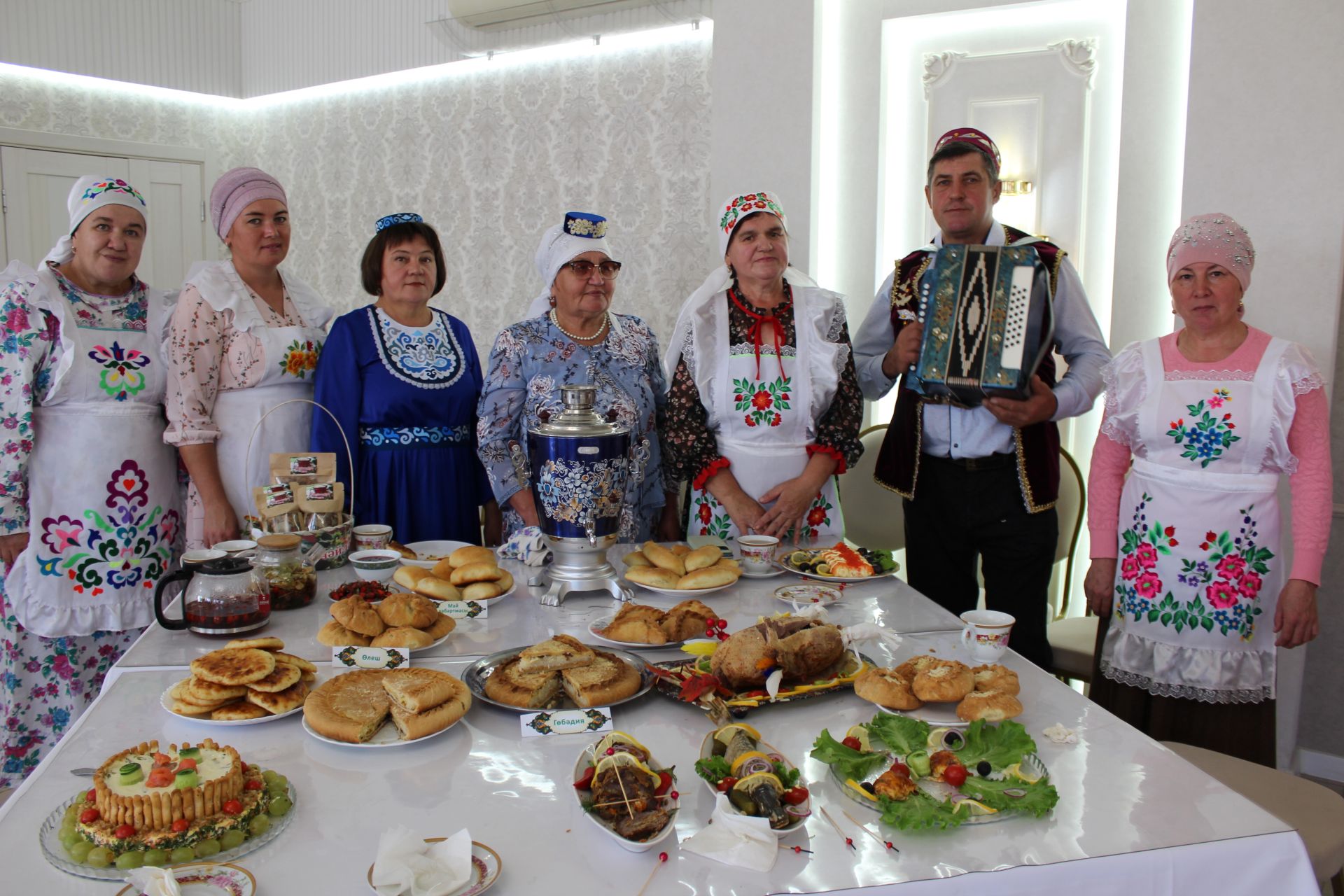 Оста куллы, җитез хуҗабикәләр бәйгесе
