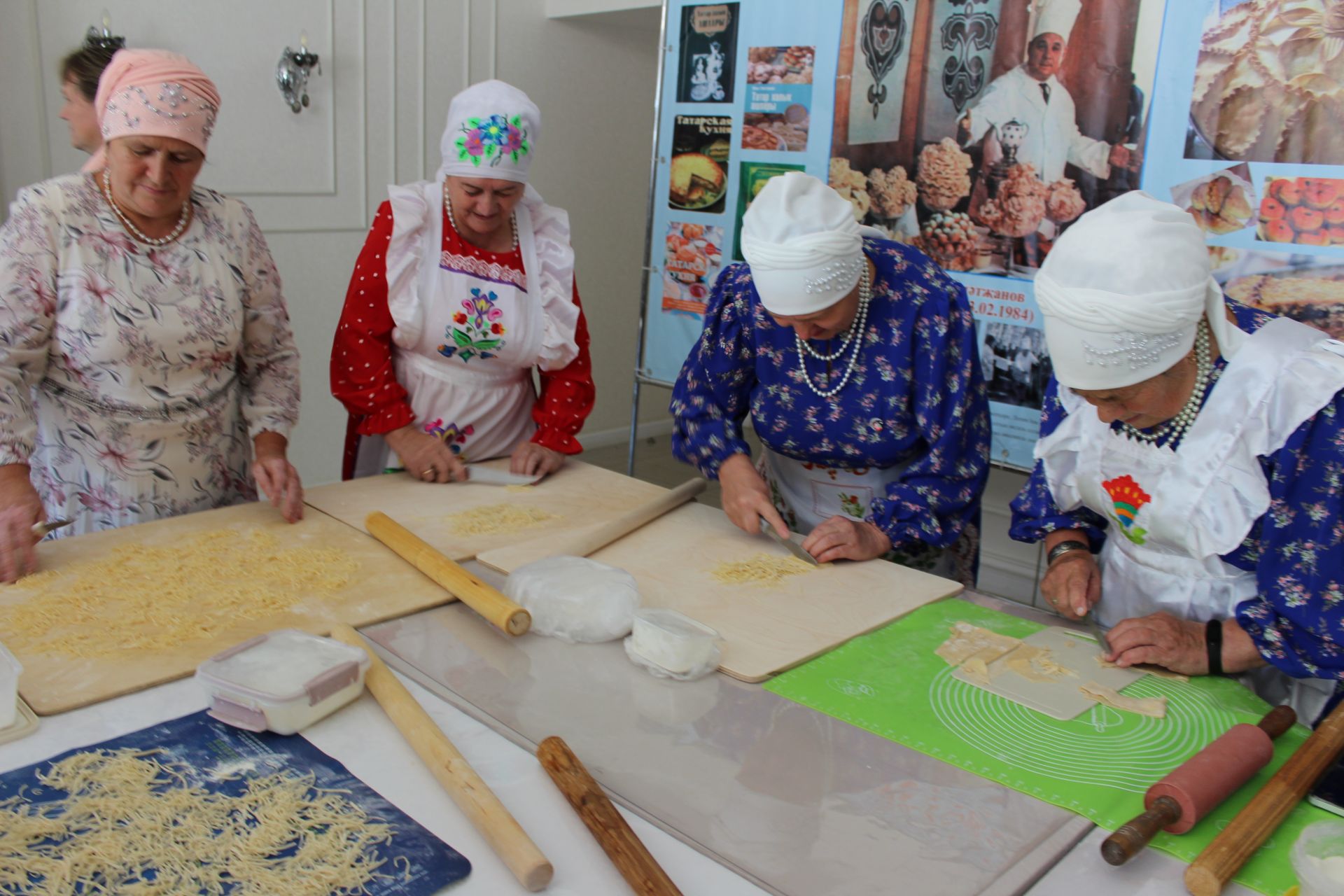 Оста куллы, җитез хуҗабикәләр бәйгесе