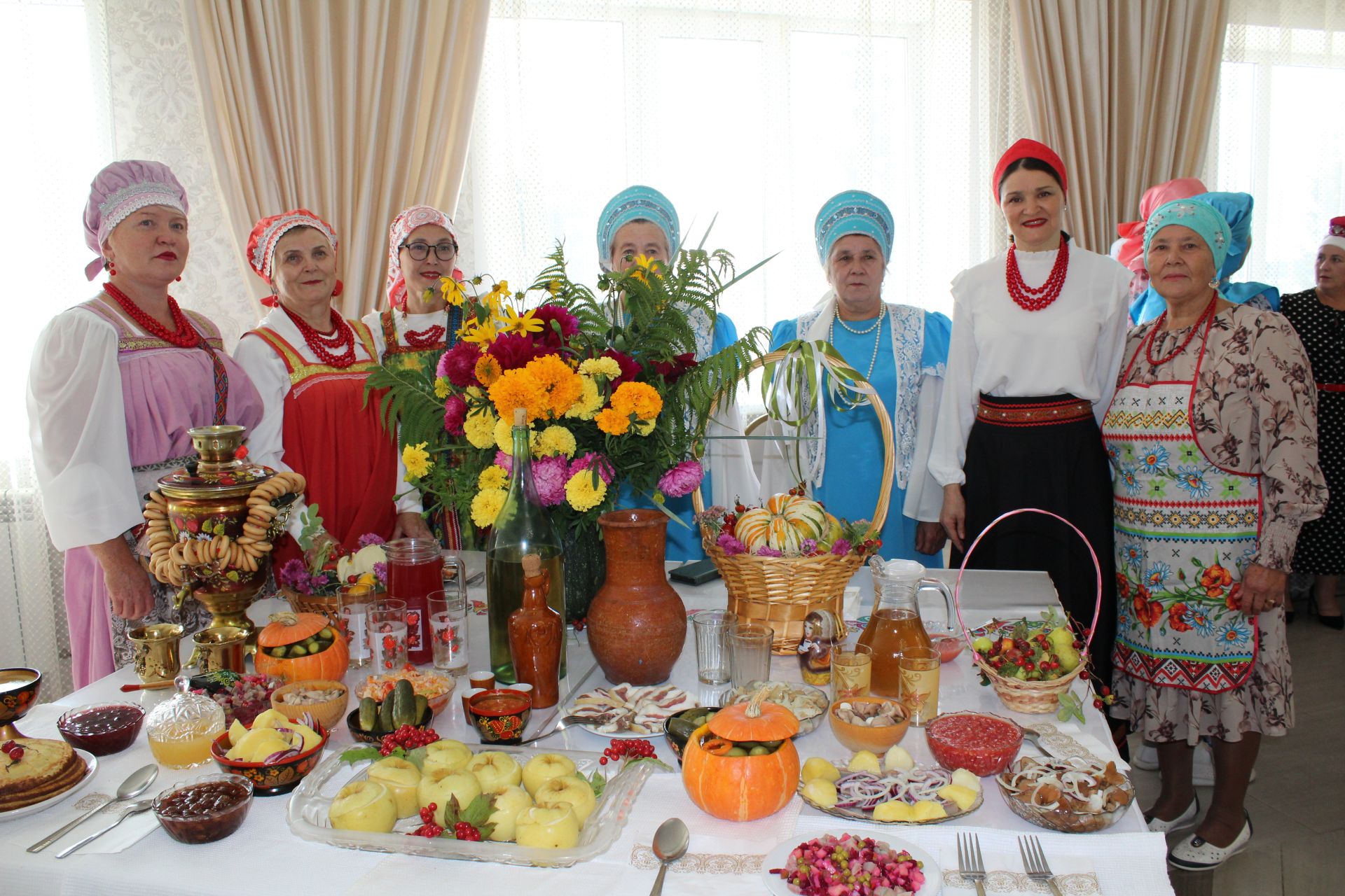 Оста куллы, җитез хуҗабикәләр бәйгесе
