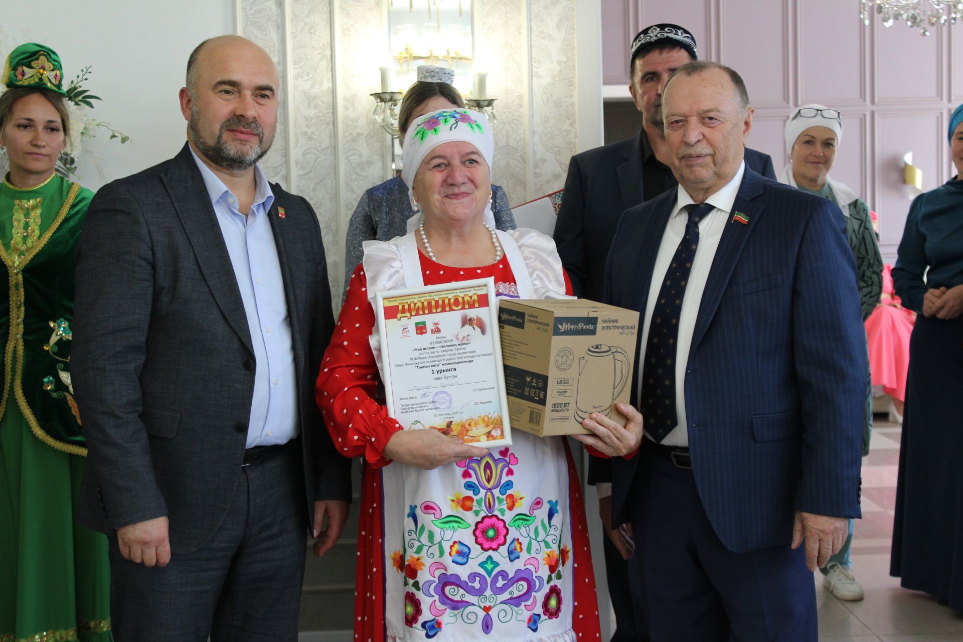 Оста куллы, җитез хуҗабикәләр бәйгесе