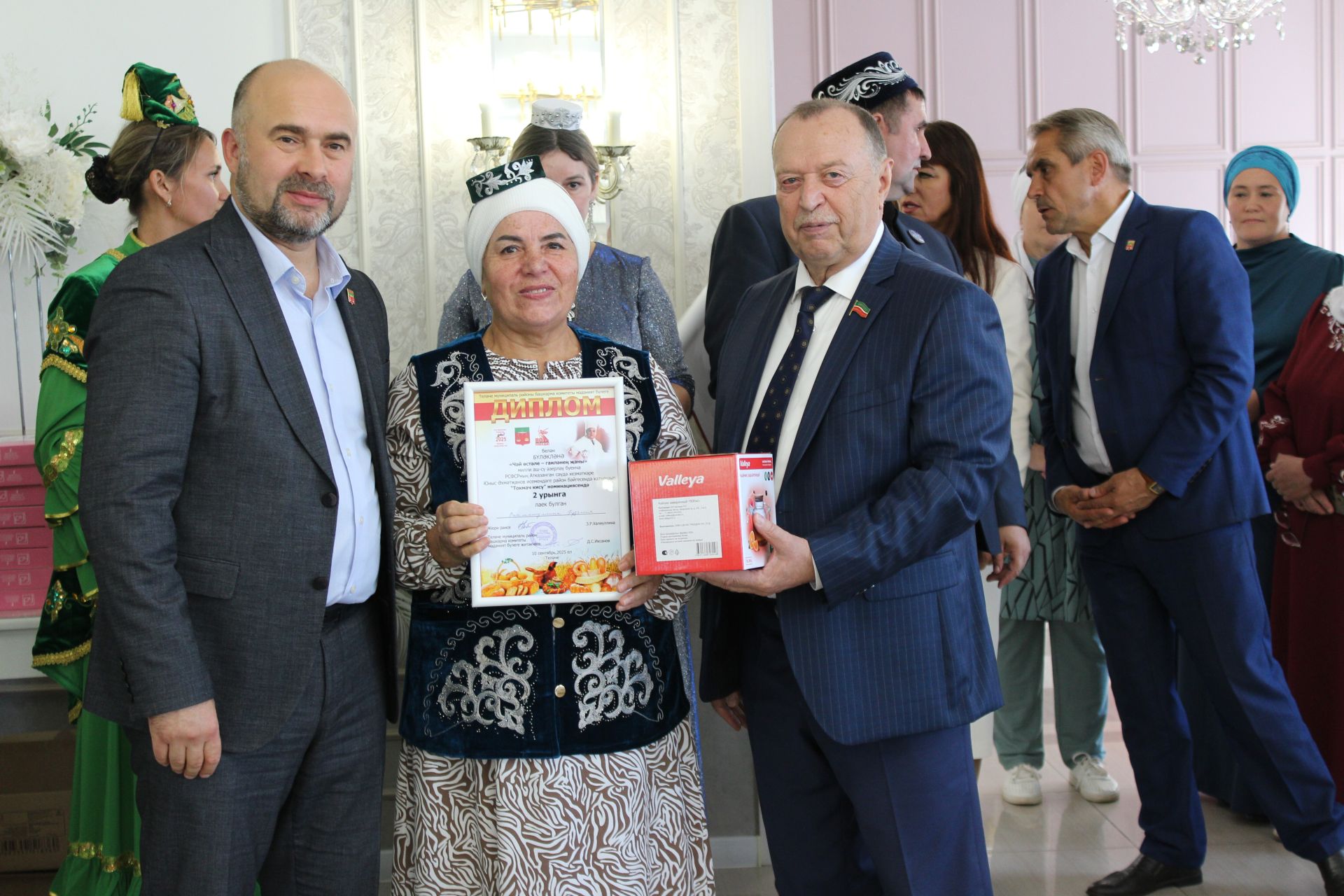 Оста куллы, җитез хуҗабикәләр бәйгесе