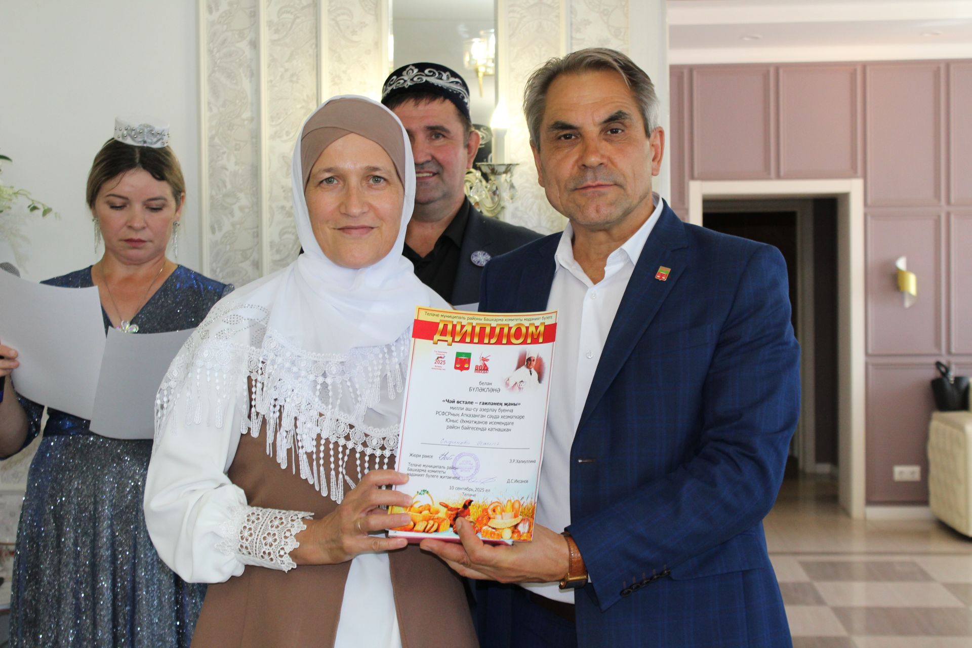 Оста куллы, җитез хуҗабикәләр бәйгесе