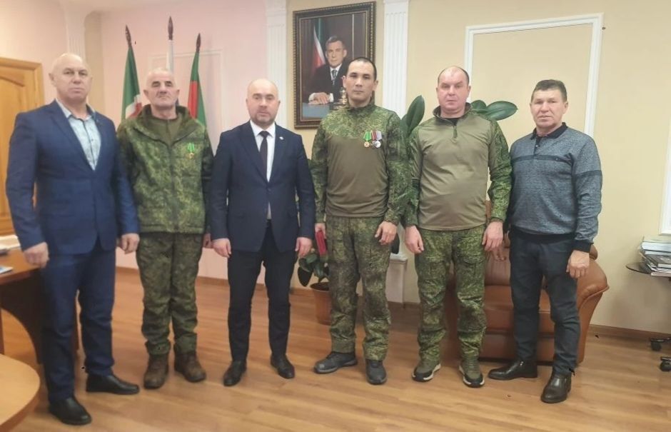 «Теләче муниципаль районы каршындагы казанышлары өчен» медале тапшырылды