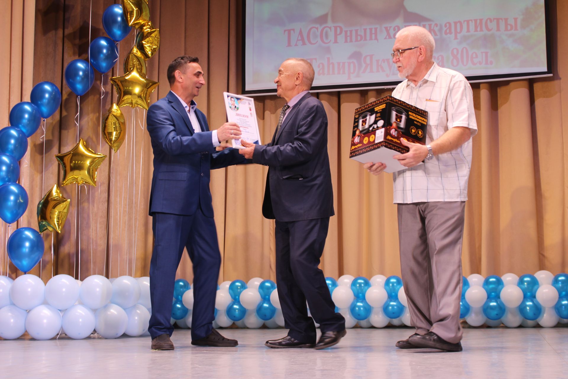 Таһир Якупов исемендәге республика фестиваленең йомгаклау концерты узды