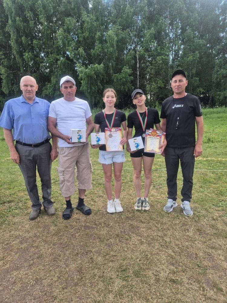 Теләчедә пляж волейболы буенча район беренчелеге узды