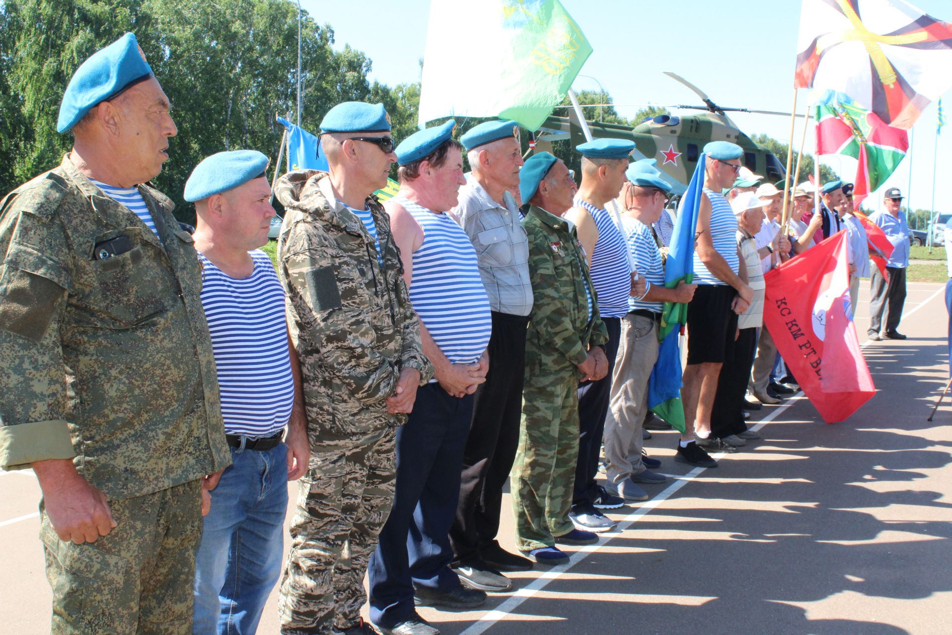 «Десантчы дисәң, барысы да аңлашыла»