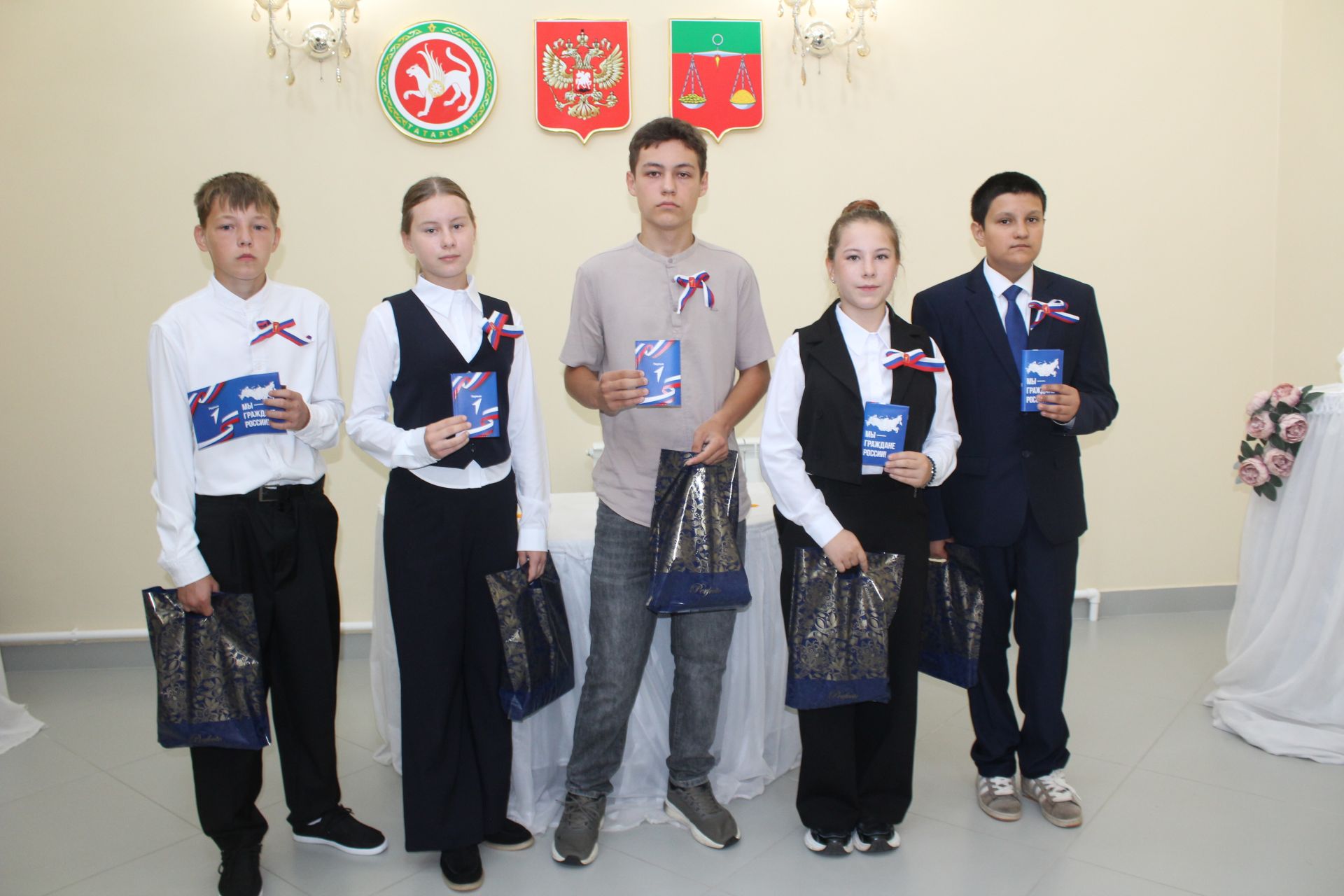 Паспортлы булдылар
