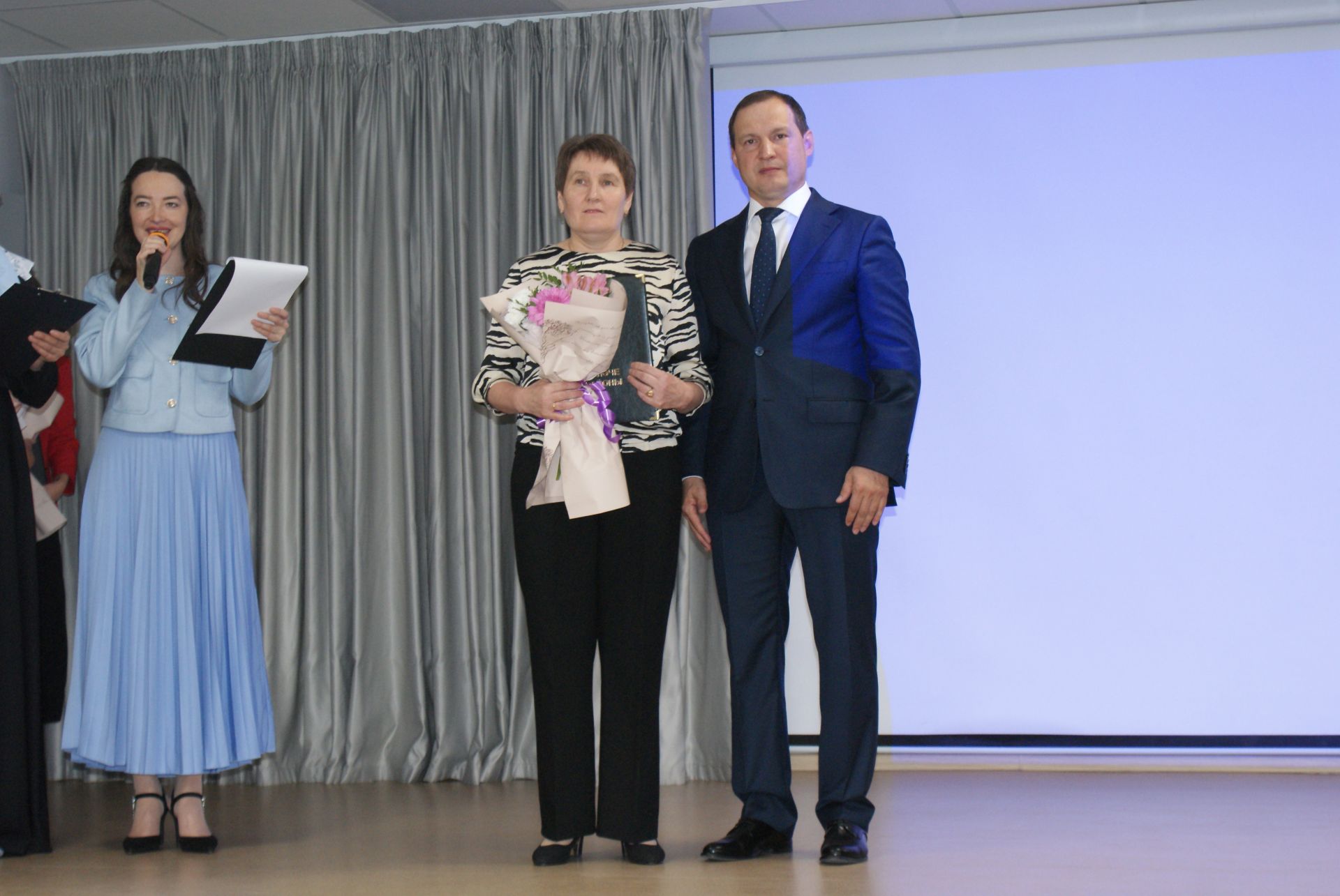 Тәрбиячеләр көне уңаеннан  чара узды