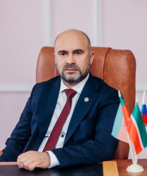 Бүген  Теләче  муниципаль район башлыгы  Айрат Гыйлванович Фатхуллинның  туган көне