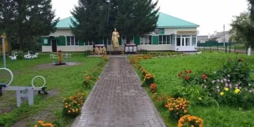 Казаклар авылы клубы