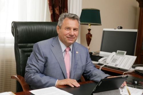 Бүген  якташыбыз, РФ Дәүләт Думасы депутаты, Теләче районының Почетлы гражданины Кәлимуллин Рөстәм Галиулла улы туган көнен билгеләп уза