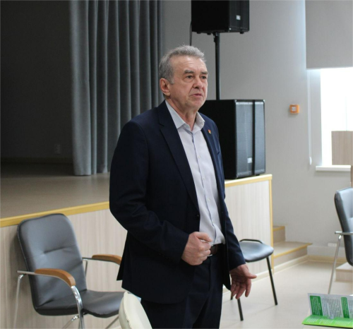 Бүген Теләче авылында яшәүче Галимҗанов Айдар Муса улы 60 яшьлек юбилеен билгеләп уза