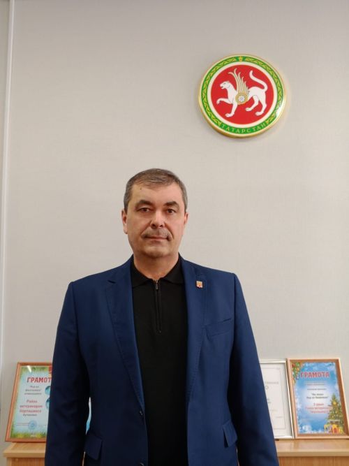 Бүген район ветеринария берләшмәсе җитәкчесе Гарипов Илгизәр Габделмавлитовичның гомер бәйрәме -&nbsp;60 яшьлек юбилее