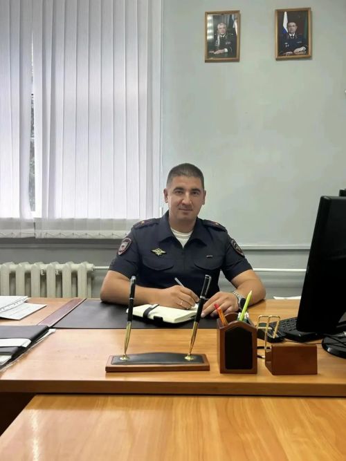 Бүген район эчке эшләр бүлеге җитәкчесе вазыйфаларын вакытлыча башкаручы, полиция майоры Ленар Илдар улы Рафиковның туган көне - 35 яшьлек юбилее