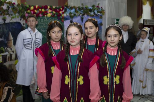 Укытучылар көне уңаеннан бәйрәм чарасы узды