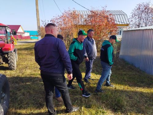 Авылларда булдылар