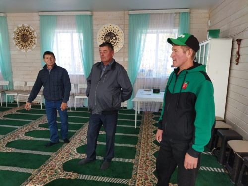 Авылларда булдылар