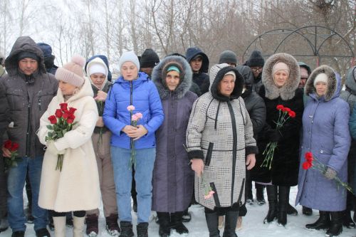 Рәзил Газизов истәлегенә мемориаль такта ачу тантанасы булды