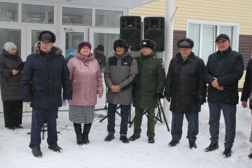 Рәзил Газизов истәлегенә мемориаль такта ачу тантанасы булды