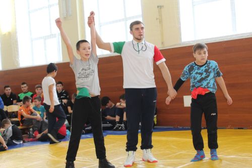 Интернациональ сугышчы Миннегали Ногманов истәлегенә Теләче муниципаль районы беренчелеге  узды