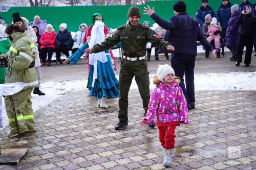 Теләче районы Олы Нырсы авылында узган Нәүрүз бәйрәменнән  фоторепортаж