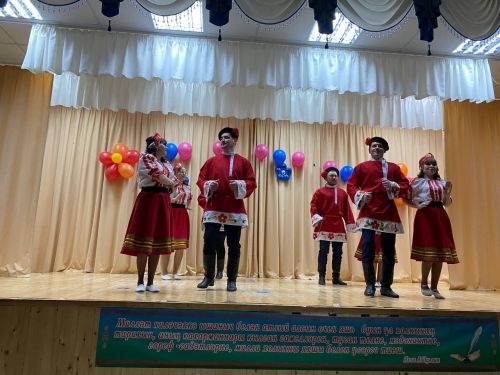 Олы Кибәхуҗада әти-әниләр берләшеп концерт куйган