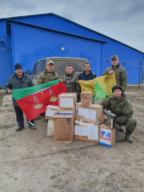 Хәрби хезмәттә булган якташларыбызга ярдәм җыйнап озатылды