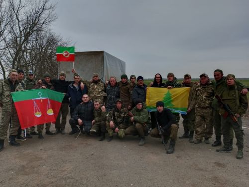 Хәрби хезмәттә булган якташларыбызга ярдәм җыйнап озатылды