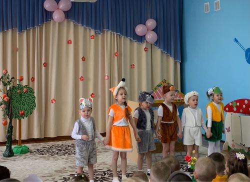 «Театр - яктылыкка илтә»