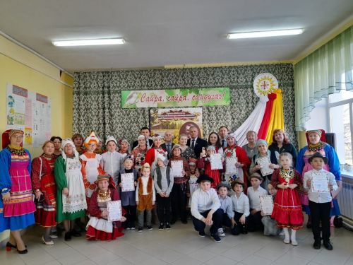 «Сайра, сайра сандугач»! дип исемләнгән ll республикакүләм керәшен фестивале узды