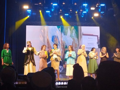 III Бөтендөнья татар хатын-кызлары съездында катнаштылар