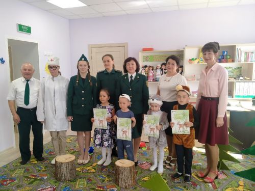 Экологик тәрбия бирү үз урынын югалтмый