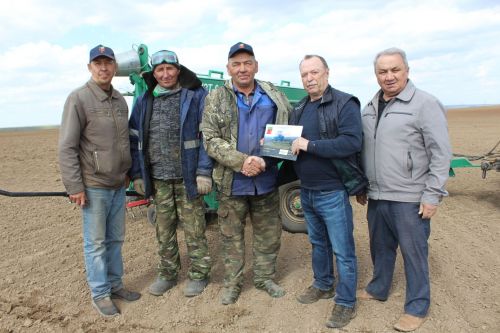 Кабат сертификатлар тапшырылды