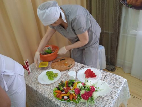 «Балалар бакчасының иң яхшы пешекчесе» бәйгесе узды