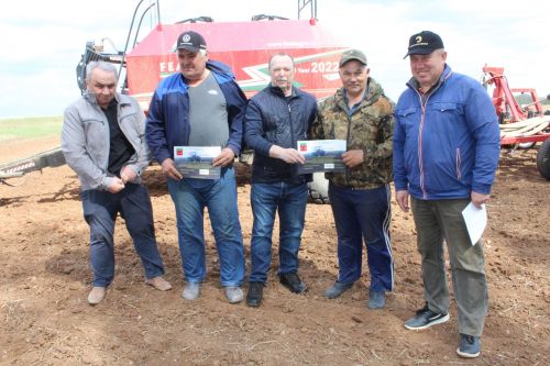Кабат сертификатлар тапшырылды