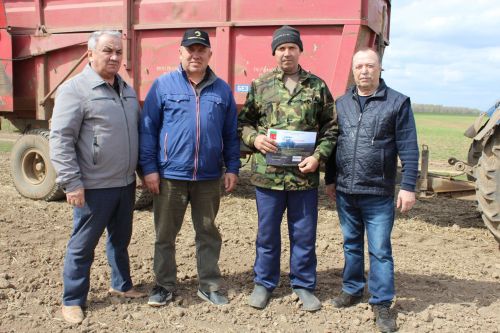 Кабат сертификатлар тапшырылды