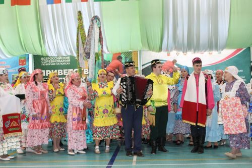Күркәм традицияләребезне күрсәттек